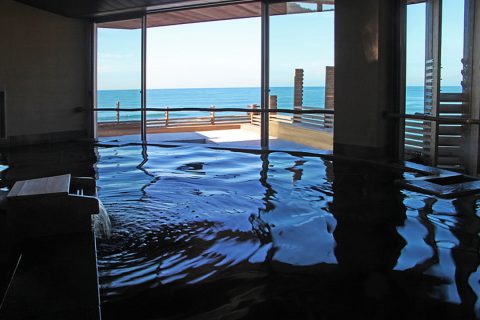 Kamakura Golden Hot Spring Inamuragasaki Onsen Indoor Bath 1