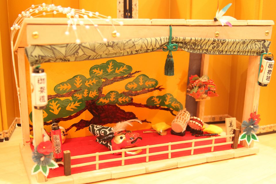 美喜屋獅子舞工房の獅子舞の舞台