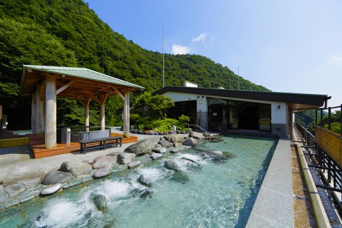 天成園の屋上天空大露天風呂