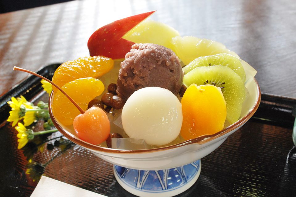 三日月堂花仙のあんみつ