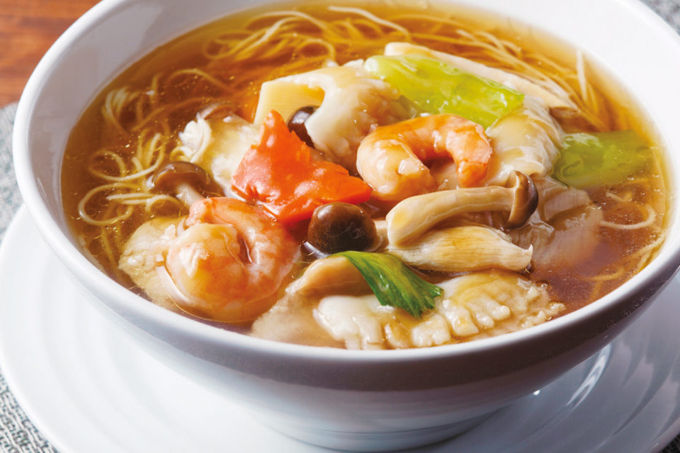Ankake soba with five eyes
