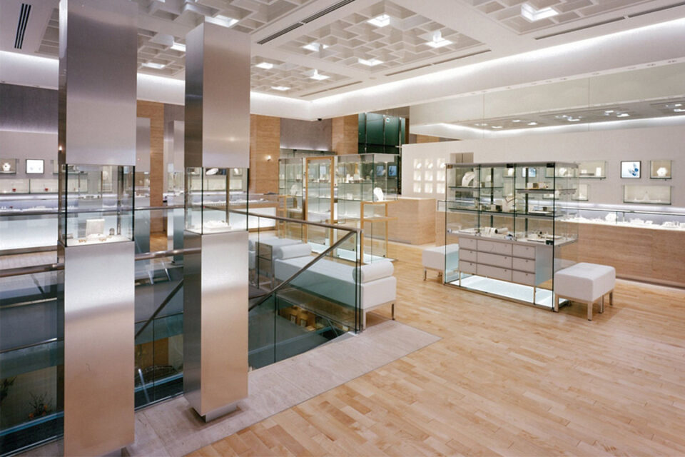 スタージュエリー元町本店 1F