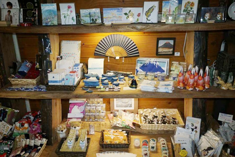 食彩工房箱根の店内