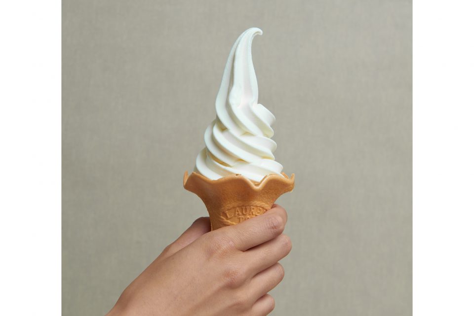 箱根山麓丹波牛乳を使用したソフトクリーム