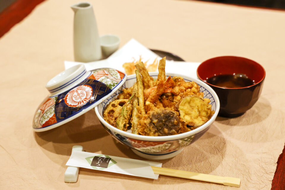 おすすめの天丼《小津丼》