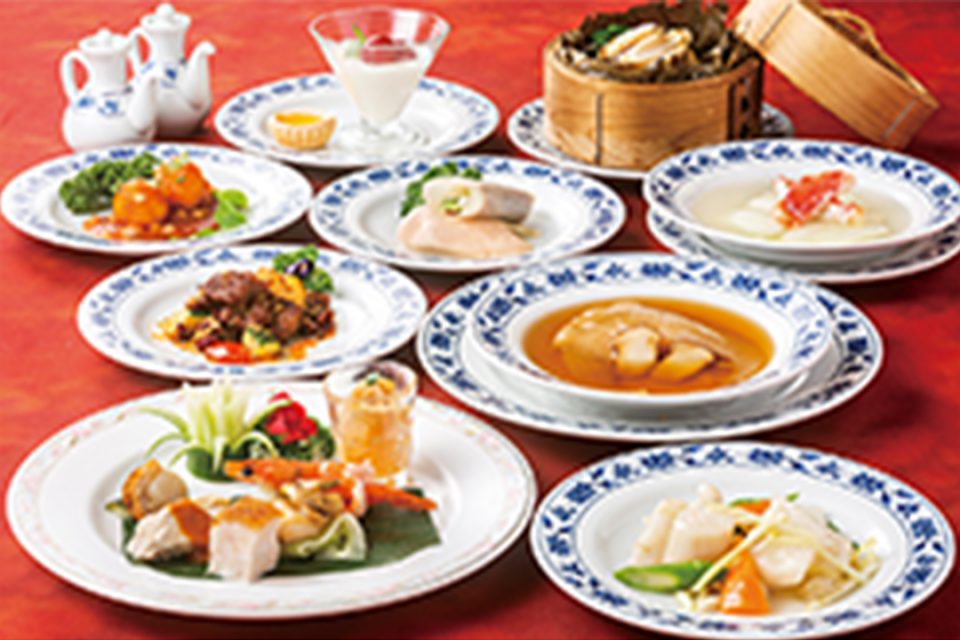 重慶飯店本館のコース料理イメージ