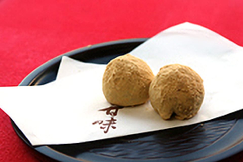 花見煎餅吾妻屋の由比の長者団子