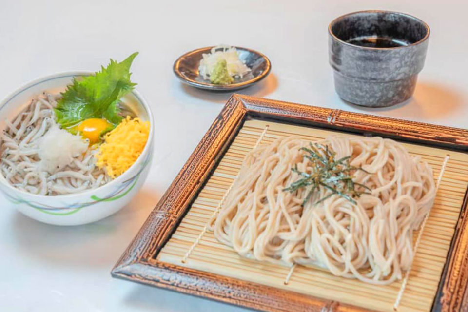 鎌倉季草庵のそば・ミニ丼セット2