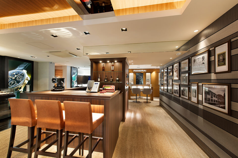 COMMON TIME 横浜元町本店の内観