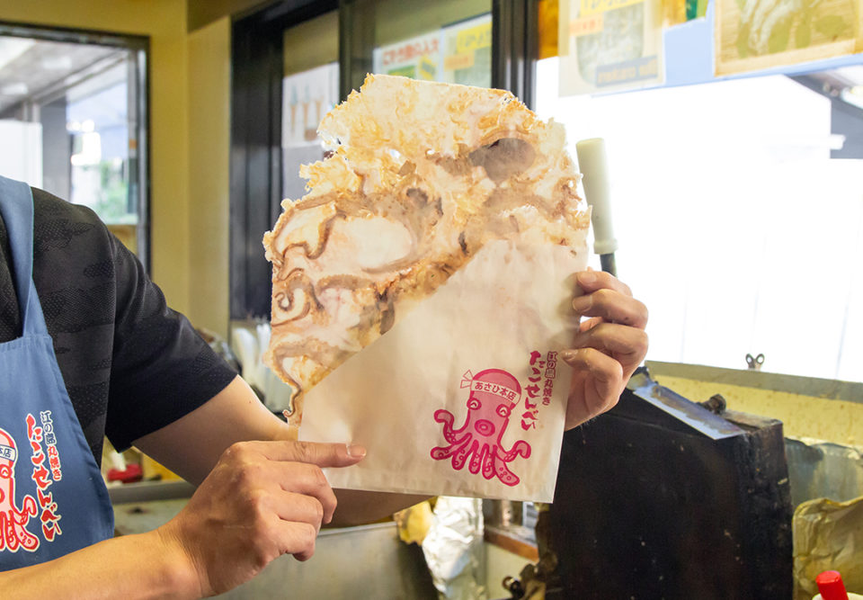 丸焼きたこせんべい あさひ本店 神奈川 横浜 鎌倉 湘南 小田原 箱根 の観光情報なら旅うらら