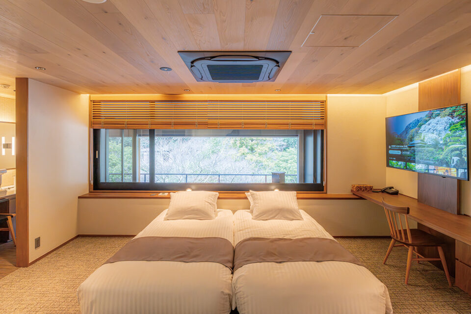 ハリウッドツイン 温泉半露天風呂付