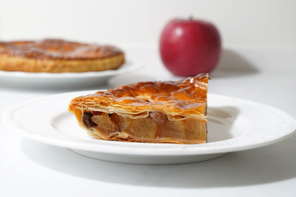 ポンパドウル 元町本店のアップルパイ1/4