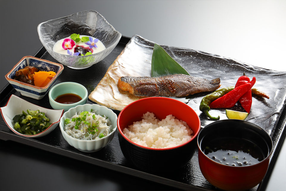 江の島ホテル_お食事_和朝食