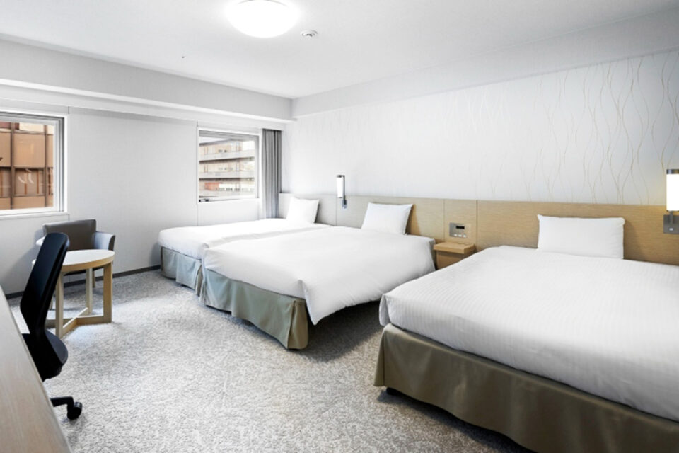 トリプルユース(29㎡/ベッド幅122cm 2台 + ベッド幅110cm 1台)