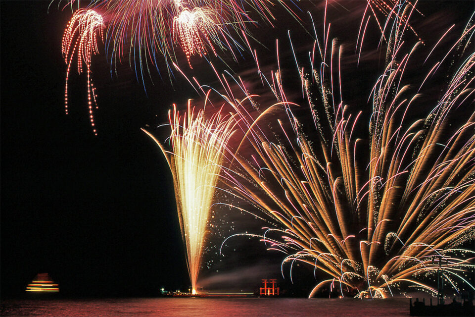 例大祭奉祝花火大会