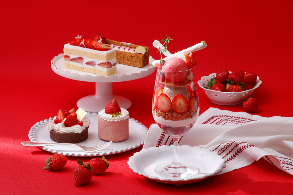 ホテルニューグランド「苺フェア」スイーツ集合