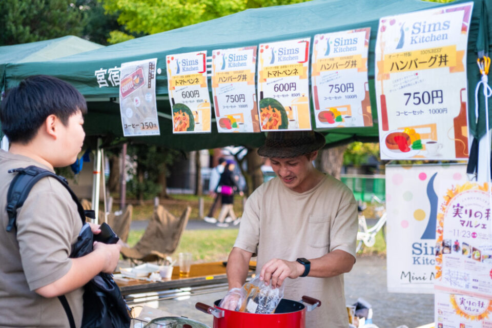 飲食マルシェ & 音楽ライブ（過去の様子）