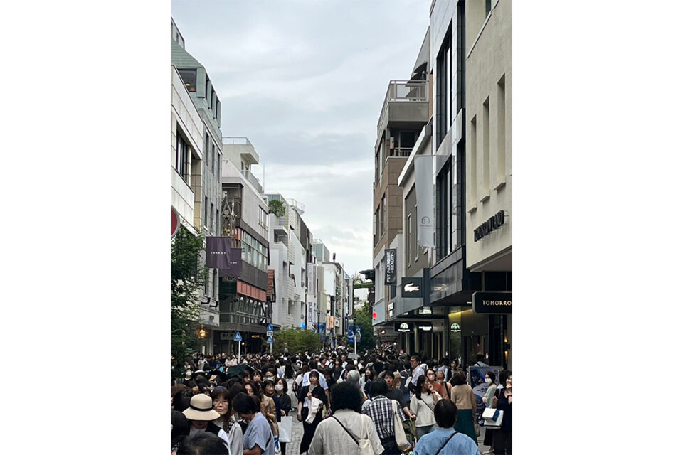 チャーミングセールの様子