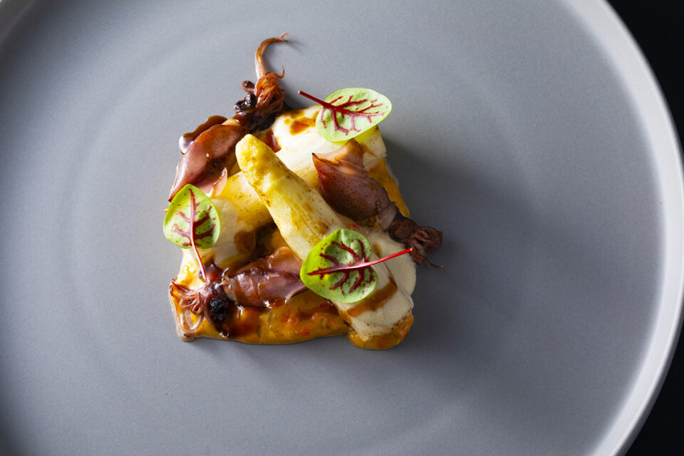 ホタルイカ アスパラガス　ショロンソース