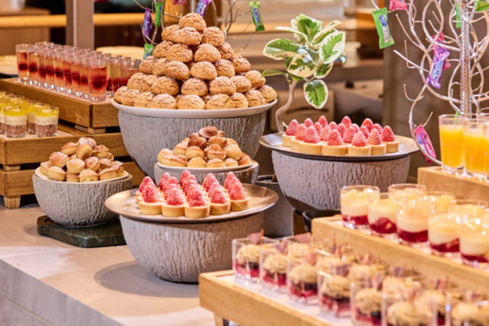 「はなをり」の「春のビュッフェ（スイーツ春メニュー）」